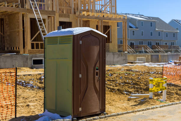 Porta potty delivery and setup in Redgranite, WI