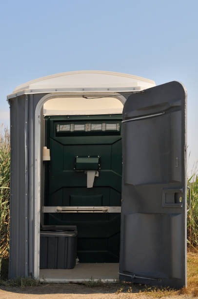 Best Construction site porta potty rental  in Redgranite, WI